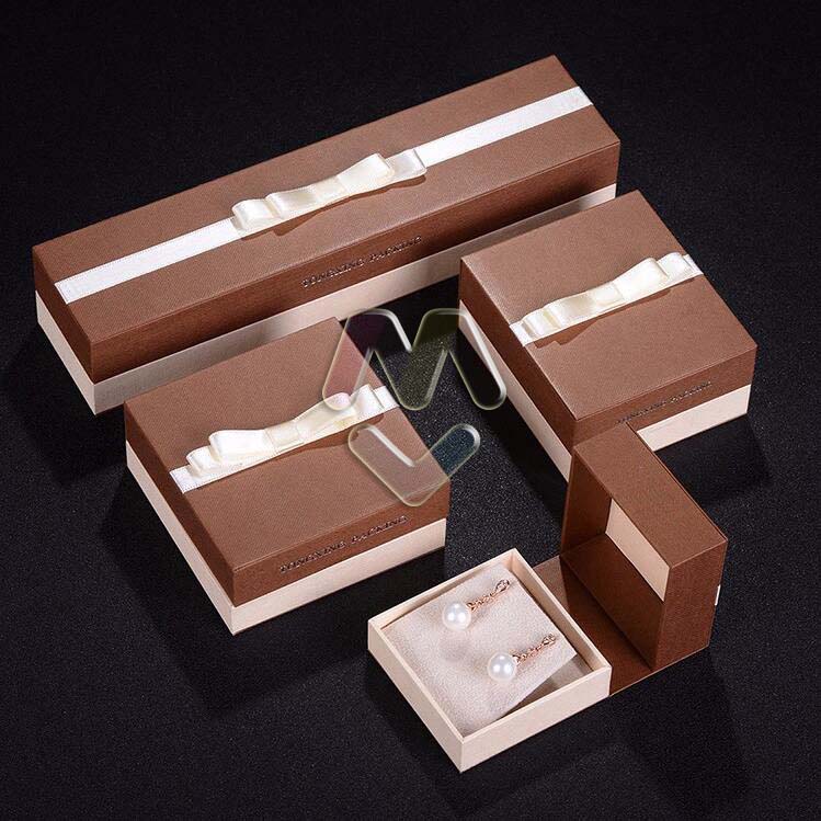 modern jewelry box