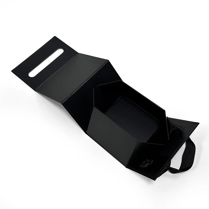 Scelerisque Box Cum Ribbon