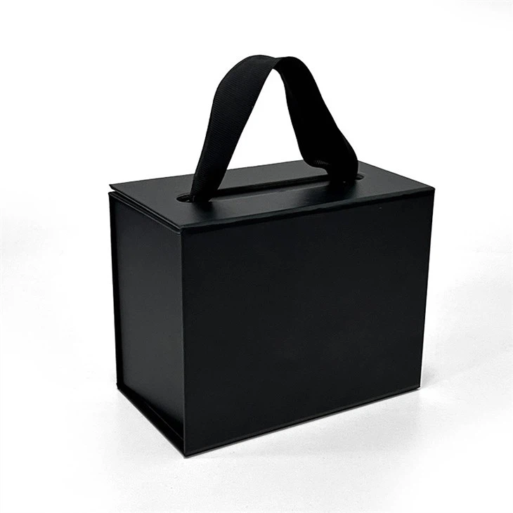 Chocolate Box With Ribbon suppliers