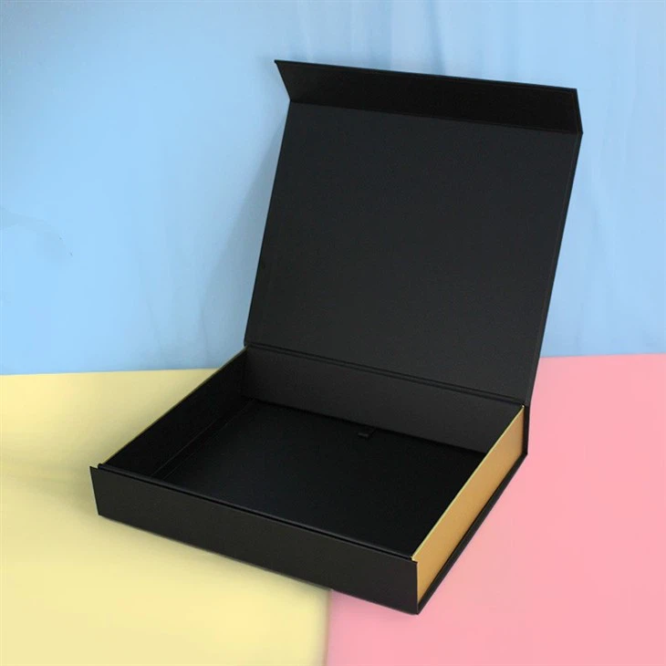 Custom Garment Boxes