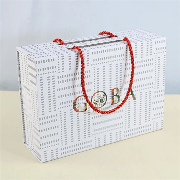 Magnetic Gift Box With Handle