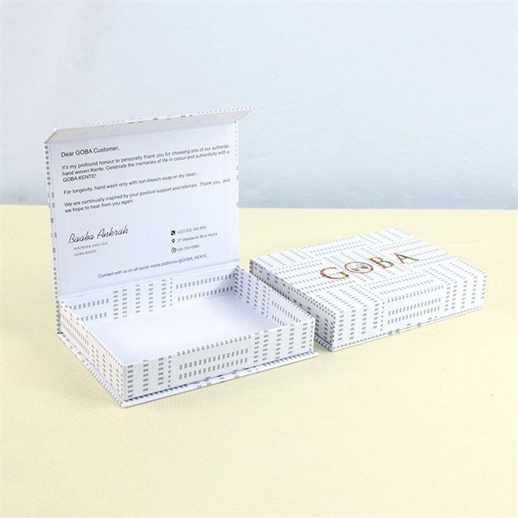 White Magnetic Gift Box With Ribbon