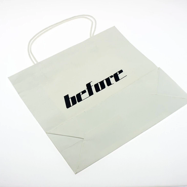 White Kraft Paper Bags For Packing Garment